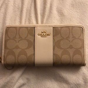 Coach wallet